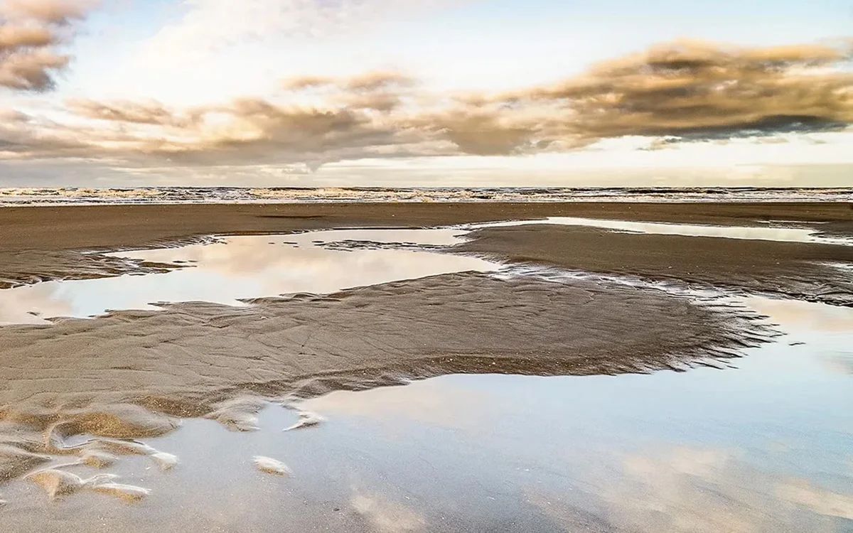 Strand in Scheveningen vlakbij Scheev Agency